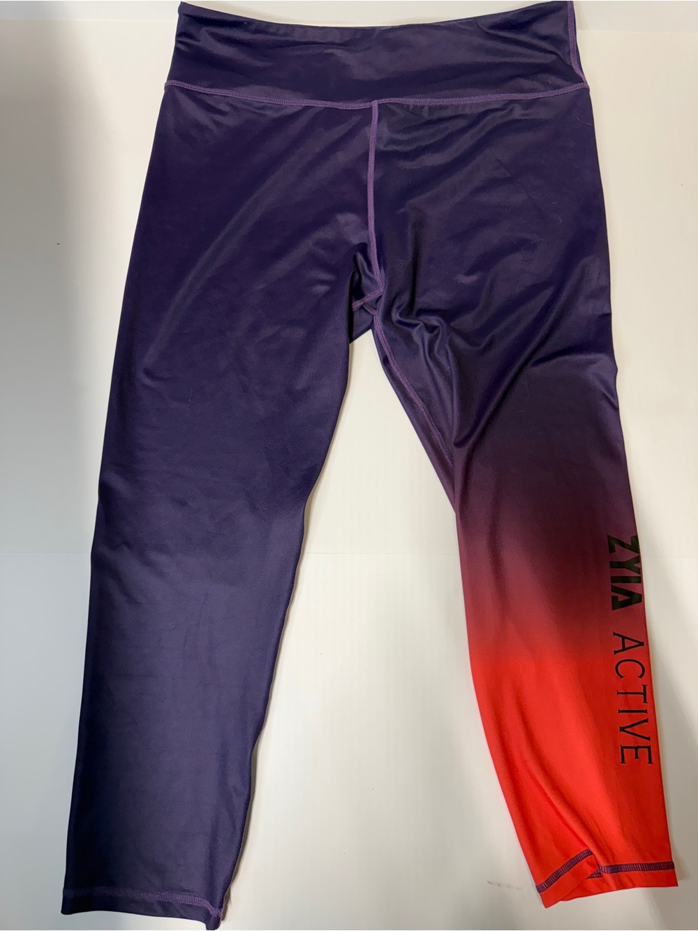 ZYIA Purple to Red Ombre Active Leggings